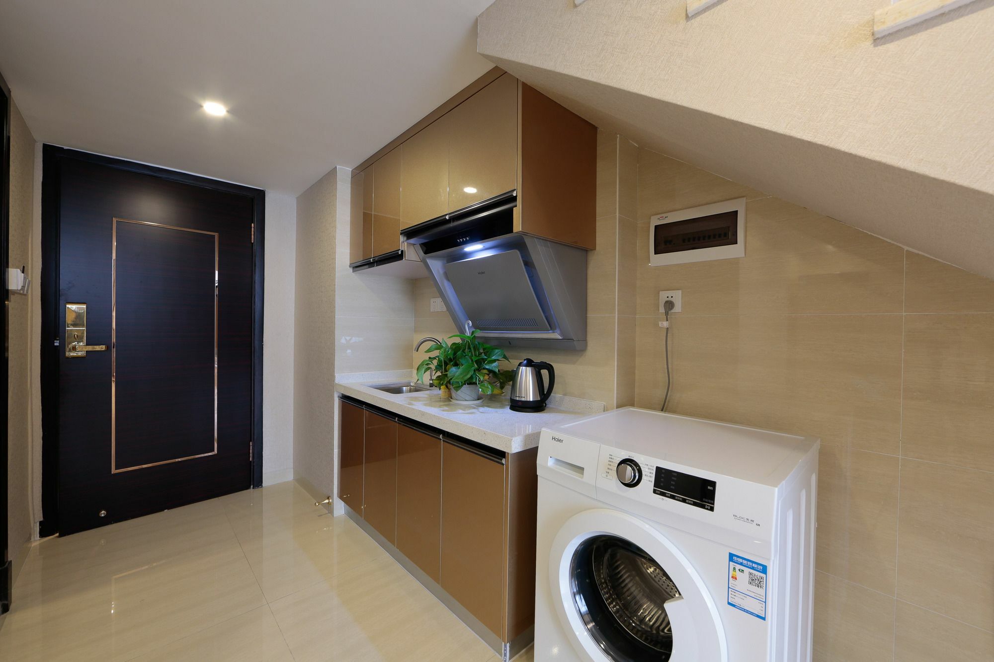 Waifiden Duplex Hotel Apartment Zhongyong Jinyu Branch-Free Shuttle Bus During The Canton Fair ภายนอก รูปภาพ